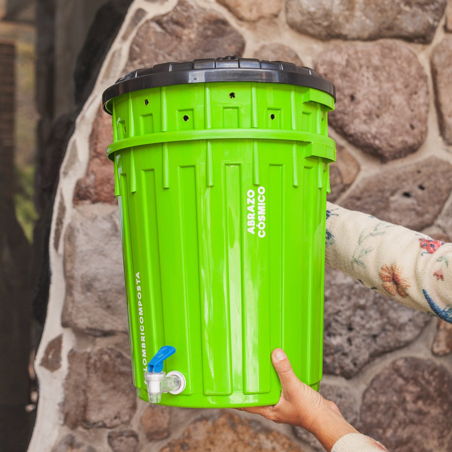 LOMBRICOMPOSTERO de 23 Litros